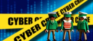 police officers 2556095 1920