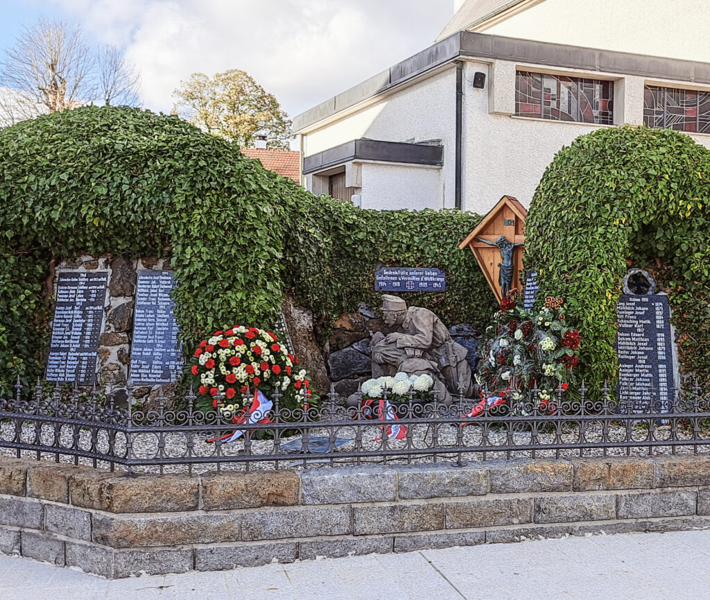 kriegerdenkmal ausschnitt 11 2023